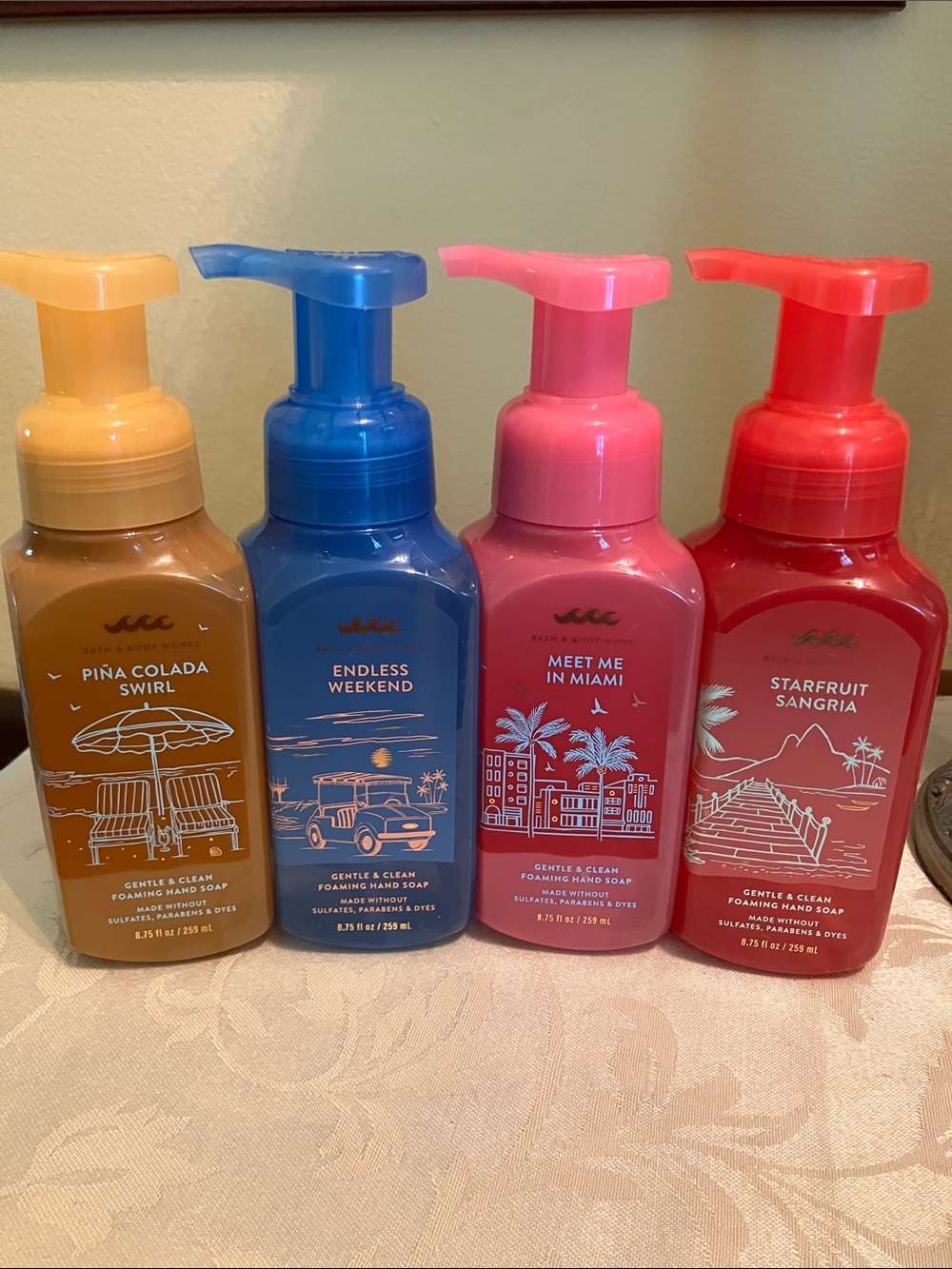 🩷Bath & Body Works foaming hand soaps bundle NWT